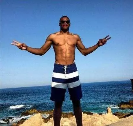 迪洛伦佐：下半场丢球后我们被击垮；挪威很强，配得上胜利（迪洛伦佐：下半场失球让我们崩盘；挪威实力强，胜利当之无愧）