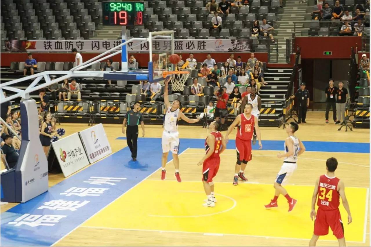 奥纳纳：这几周过得很艰难，但我希望能够在赛季初回归（奥纳纳：最近几周很不容易，我盼在赛季初复出）