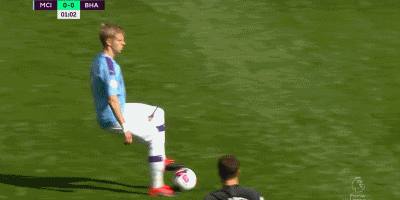 看看谁来了!穆勒回到拜仁主场，观战对阵美因茨的德甲比赛（穆勒现身拜仁主场，观战德甲对阵美因茨）