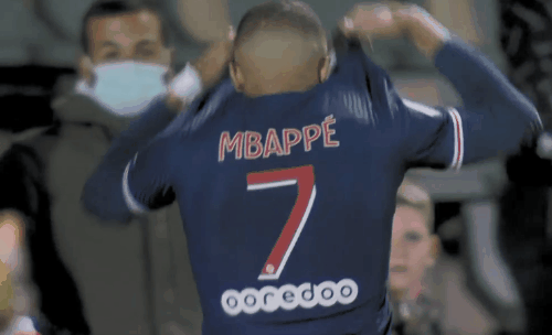 李磊谈足协杯夺冠：老将终会落幕，所以我们特别珍惜这个机会（李磊谈足协杯夺冠：老将终有谢幕日，我们尤为珍惜这次机会）