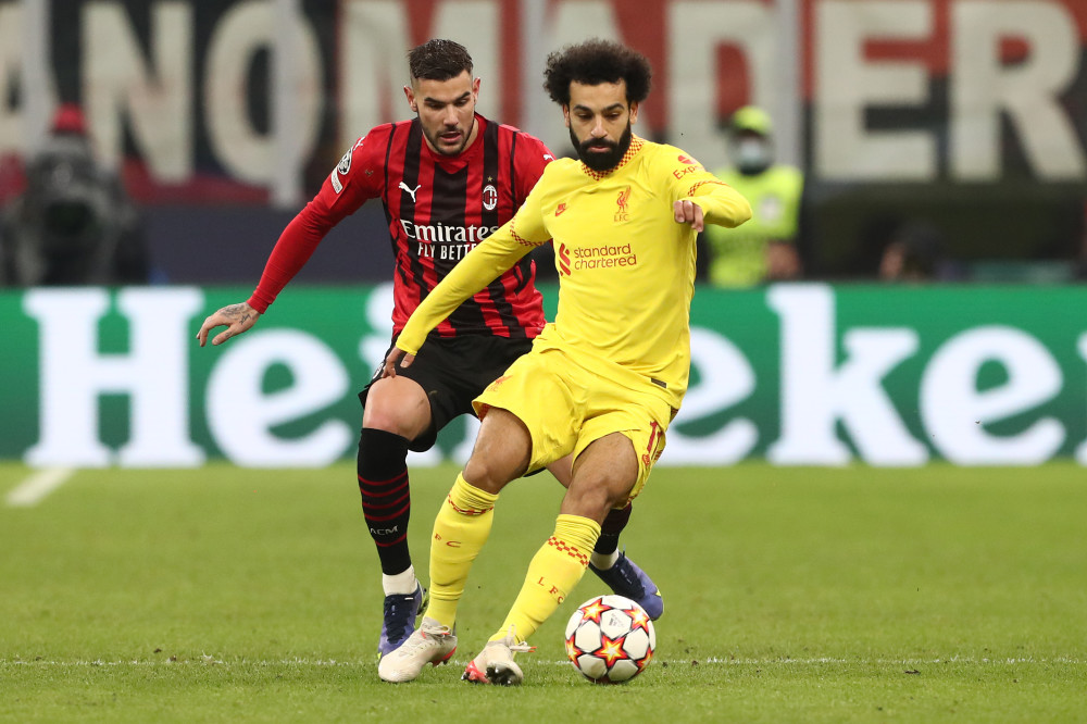 足球中超球队旅程曝光，航班延误引不满（中超球队行程曝光，航班延误惹不满）