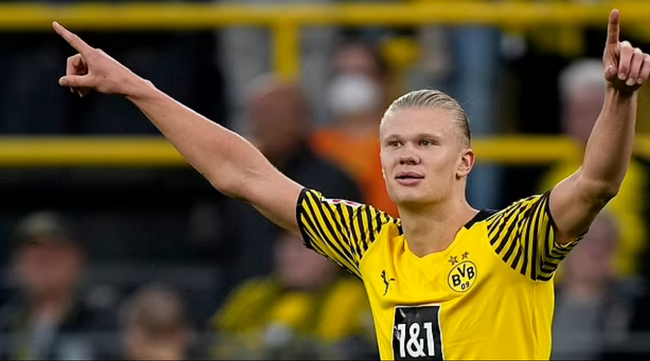 罗体：萨里向洛蒂托要求在一月引进一名高水平中场球员（罗体：萨里要求洛蒂托在冬窗引进一名高水准中场）